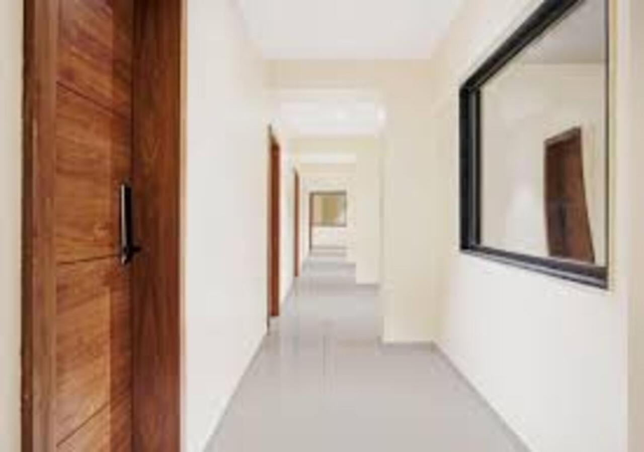 L P Regency, Πούνε Εξωτερικό φωτογραφία