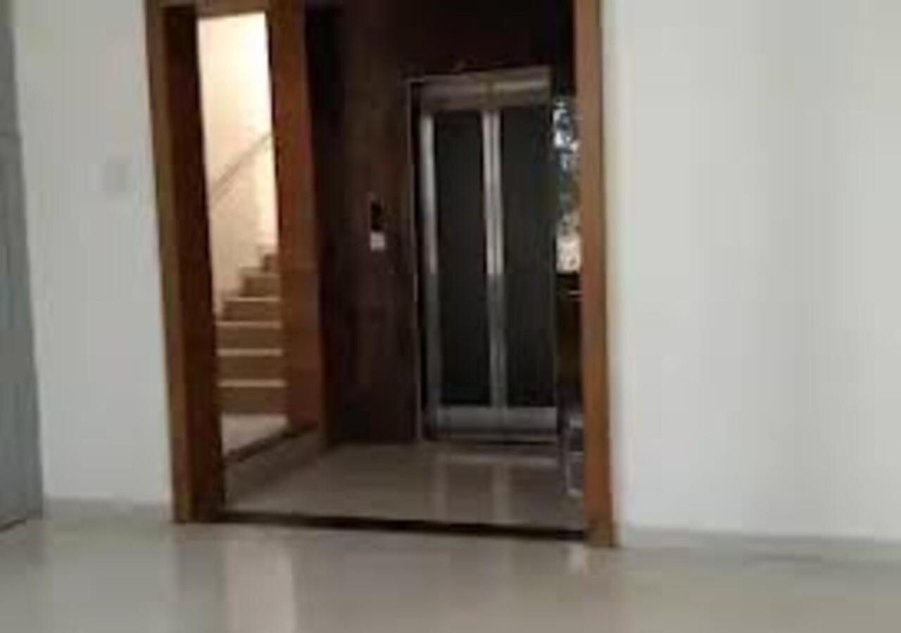 L P Regency, Πούνε Εξωτερικό φωτογραφία